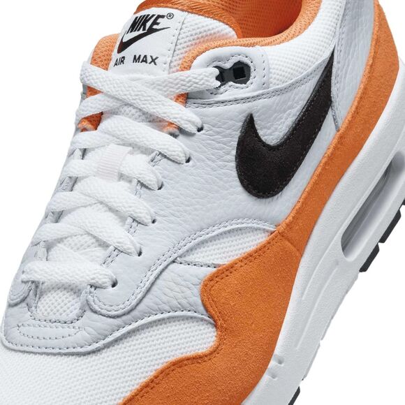 Athletic_Shoes